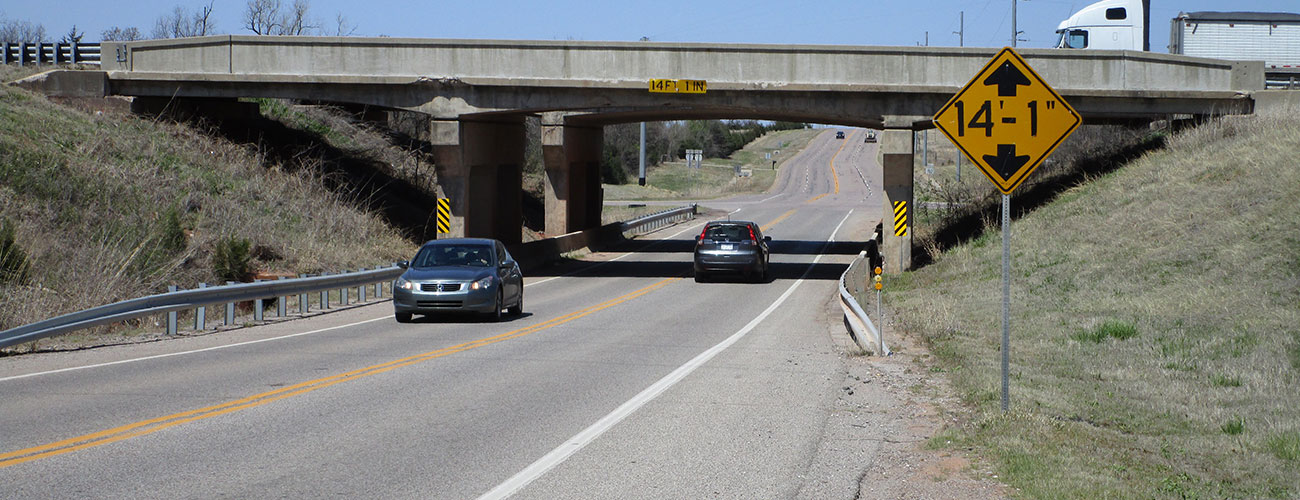 CEC® provided bridge engineering for I-40 Pottawatomie County road widening