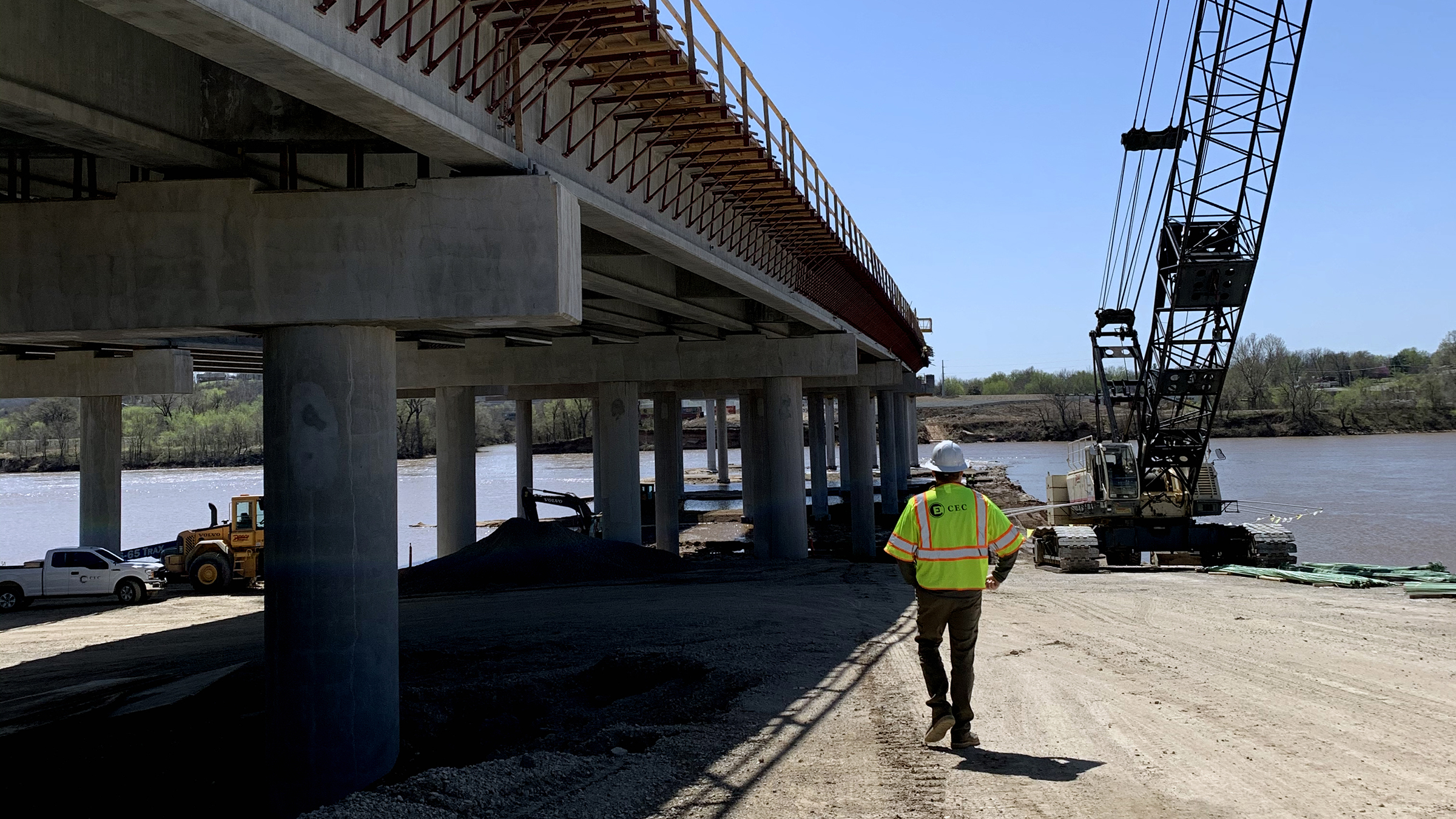 Materials testing services on the Gilcrease Turnpike Construction in Tulsa, OK provided by CEC®