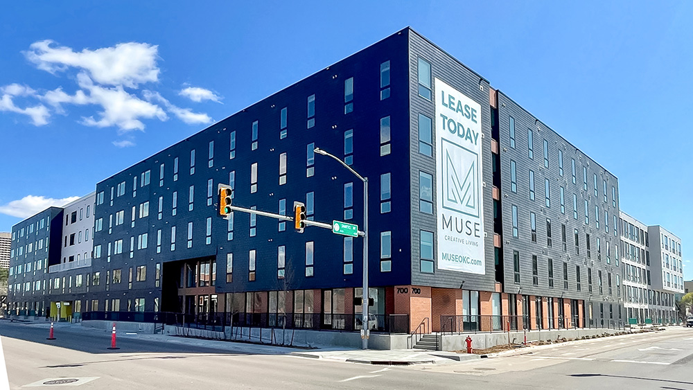 700 West Apartments and Garage: The Muse